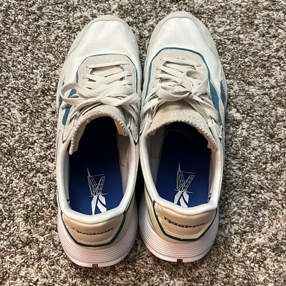 Reebok size 11 CL Legacy AZ - Picture 5 of 7